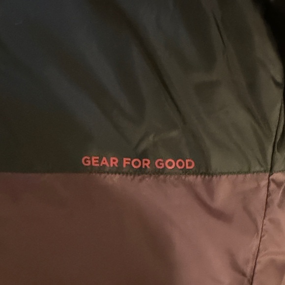 Reversible Cotopaxi Black, Blue, and Burgundy Jacket - Picture 5 of 5